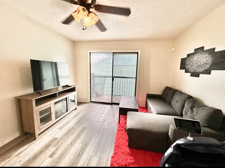 5020 Terrace Palms Cir #202 — Photo 12