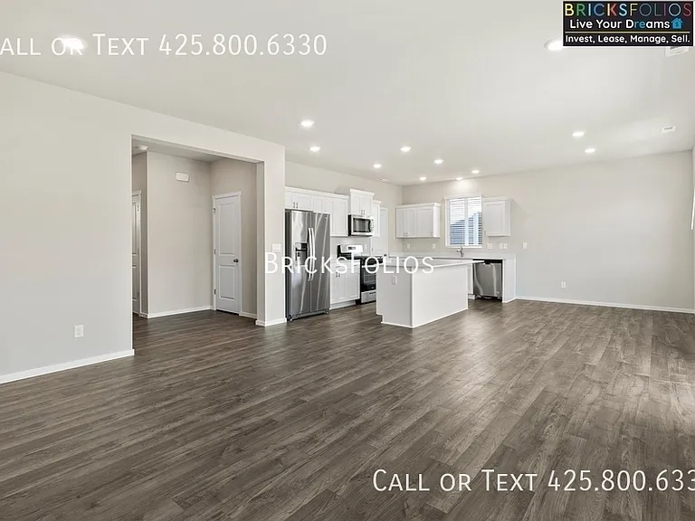 1342 SW Pendleton Way #A — Photo 10
