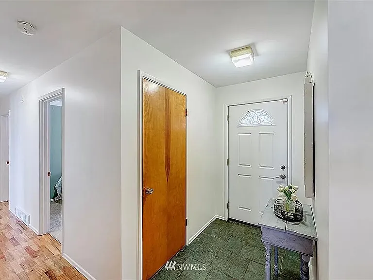 7726 151st Ave NE — Photo 6
