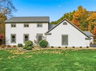 8055 Memory Ln, Canfield, OH 44406