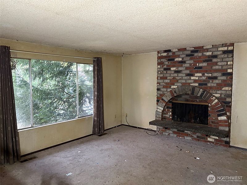 3rd image of 17628 Palomino Drive