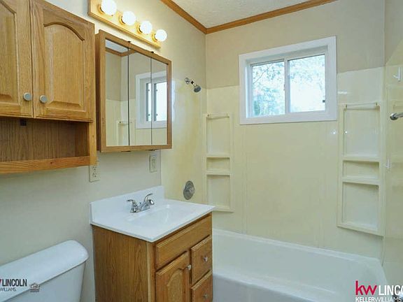 5th image of 2754 S 36th St