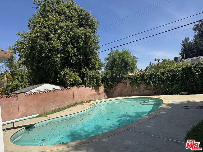 6556 Forbes Ave — Photo 10