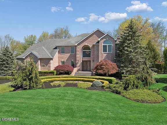 2nd image of 317 Sinclair Court