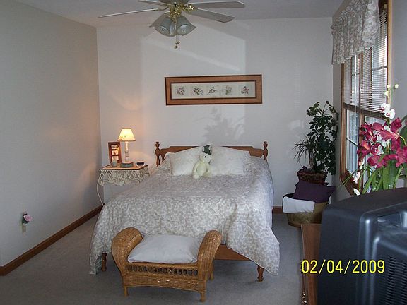 Lg. 2nd Floor Bedroom