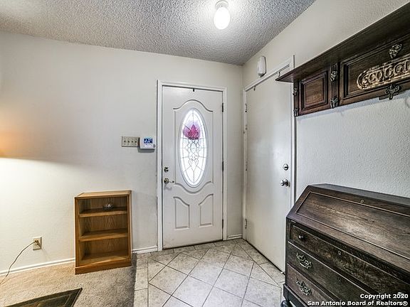 3rd image of 6919 Cactus Meadows Dr