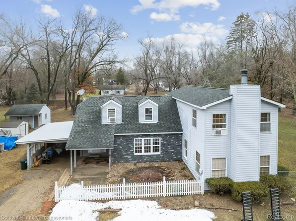7890 Bywater, West Bloomfield, MI 48324