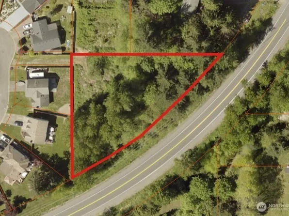 137 XX SE 202nd Place, Kent, WA 98042