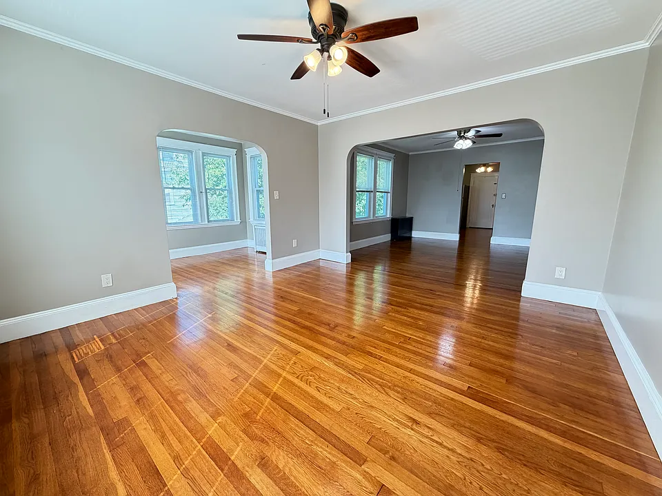 37 Leach St #2