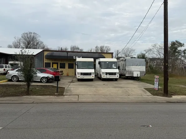 5914 Cullen Blvd, Houston, TX 77021