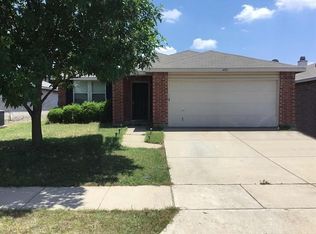 4001 Irish Setter Dr, Fort Worth, TX 76123