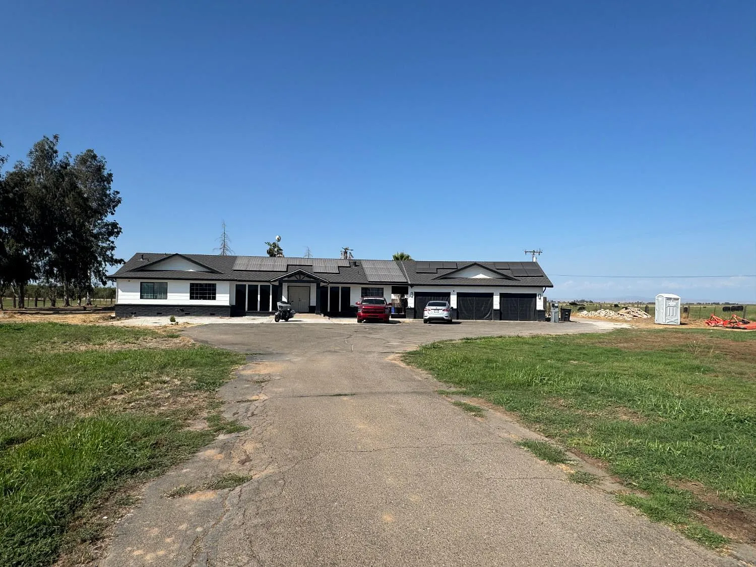 5931 Claribel Rd photo 1