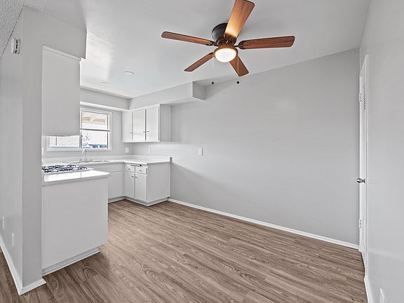 4th image of 921 N Hillside St #20