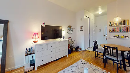 Rented by Bond New York