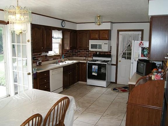 5th image of 6696 Appleridge Cir