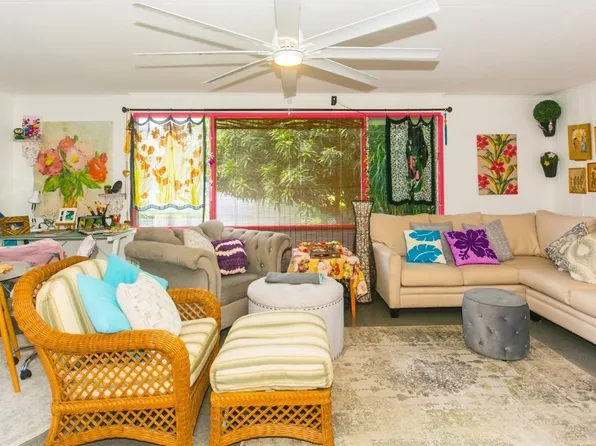 85-041 Kaupuni St, Waianae, HI 96792