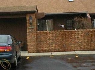 25106 Jefferson Ct, South Lyon, MI 48178