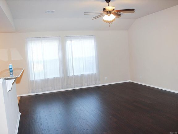 5th image of 2801 W Huntsville St