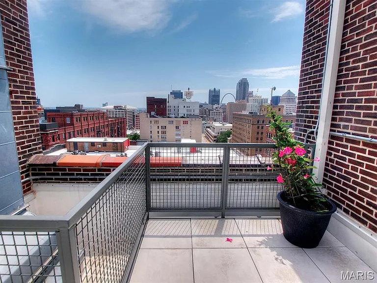 1611 Locust St #603 — Photo 25