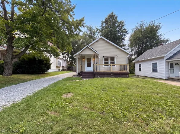 736 Bettes Ave, Akron, OH 44310