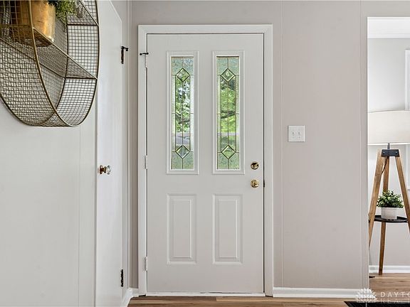 5th image of 298 Linton Dr