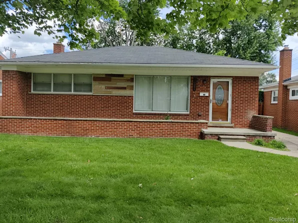 28314 Diesing Dr, Madison Heights, MI 48071