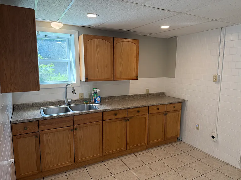 156 Yeoman Ave #2 — Photo 3