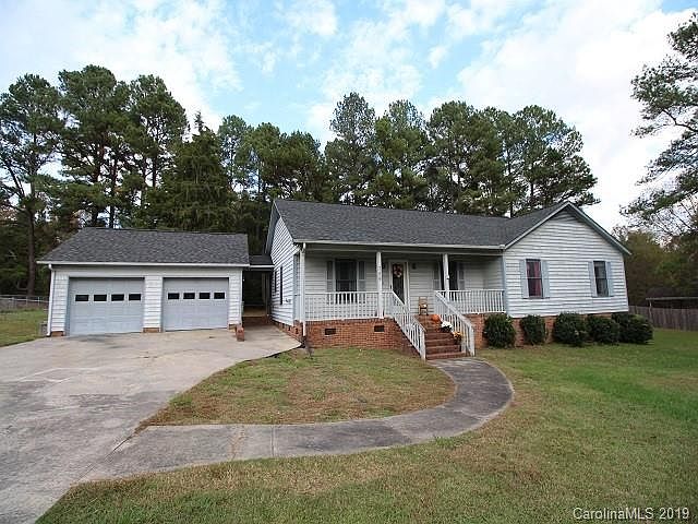 1st image of 759 Pine Grove Ct
