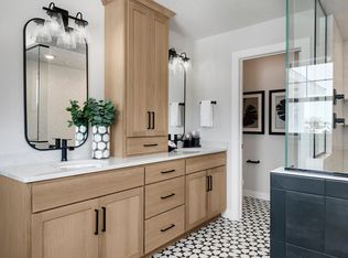 5310 Scenic Loop Run, Victoria, MN 55386