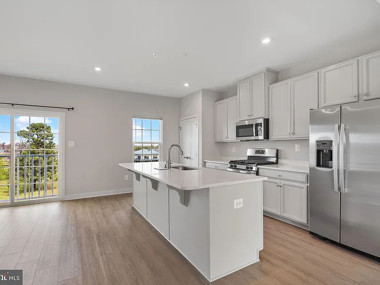 1505 Wilmer Park Ln — Photo 12