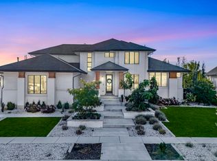 576 S 1450 W, Farmington, UT 84025