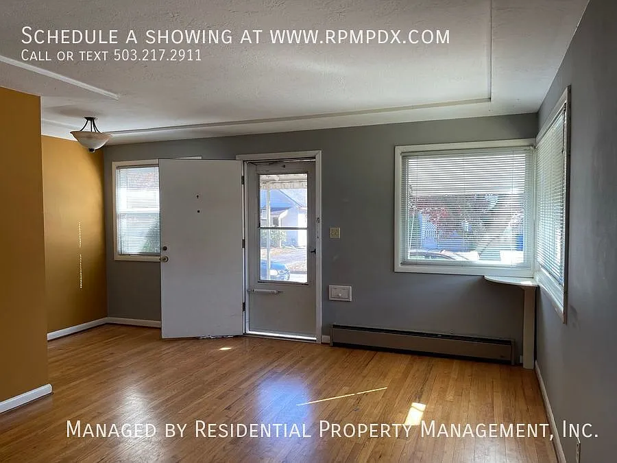 NE Portland Duplex Near Frazer Park and Community Garden! — Photo 3