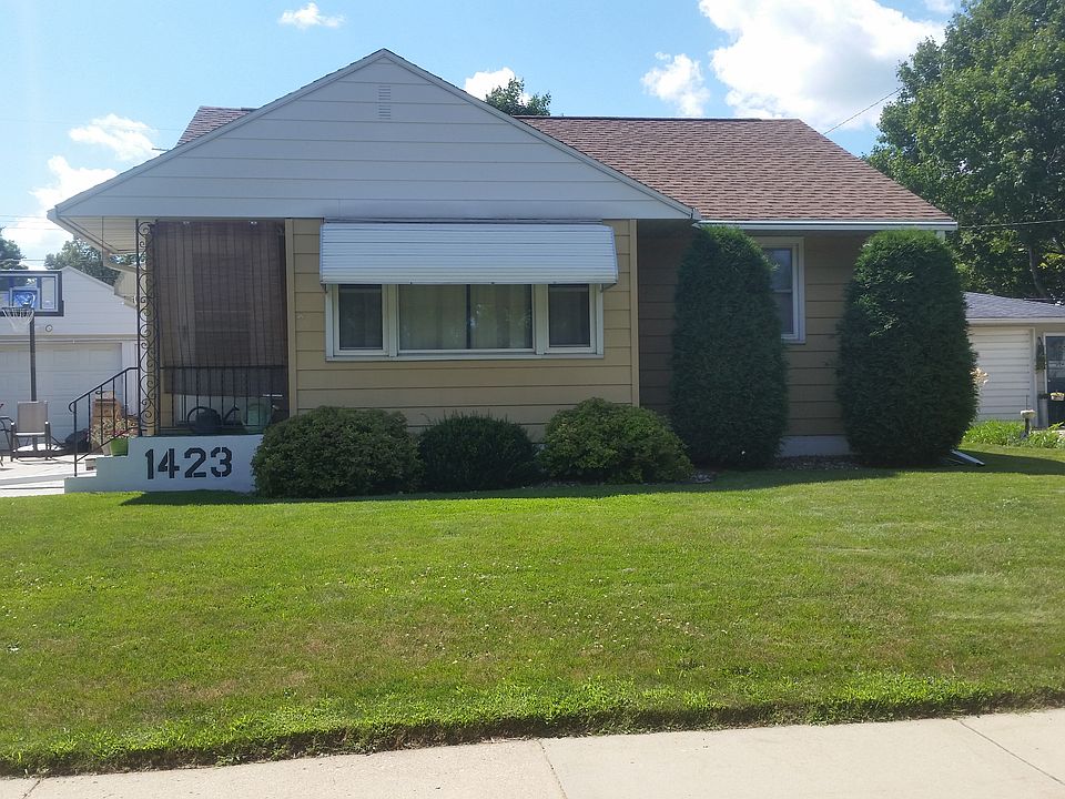 Front of house
