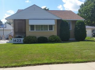 1423 15th Ave NW, Rochester, MN 55901