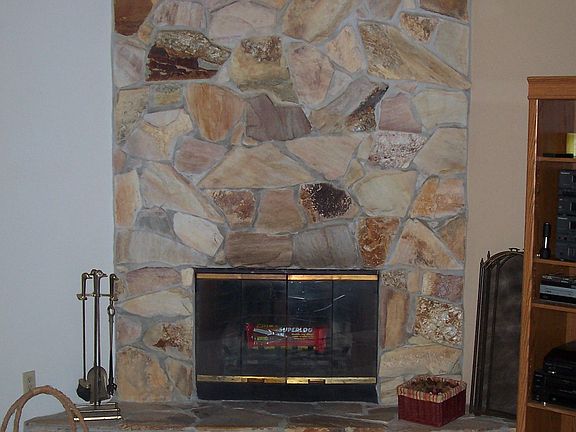 Living room fireplace 