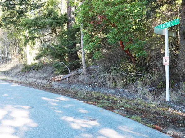 478 Mitchell Dr, Coupeville, WA 98239