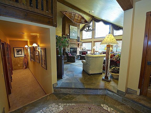 3rd image of 10649 Buckhorn Ln
