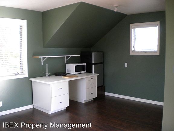 3rd image of 301 Lupfer Ave