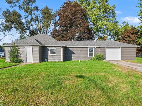 2433 Sanders Ave, Elkhart, IN 46517