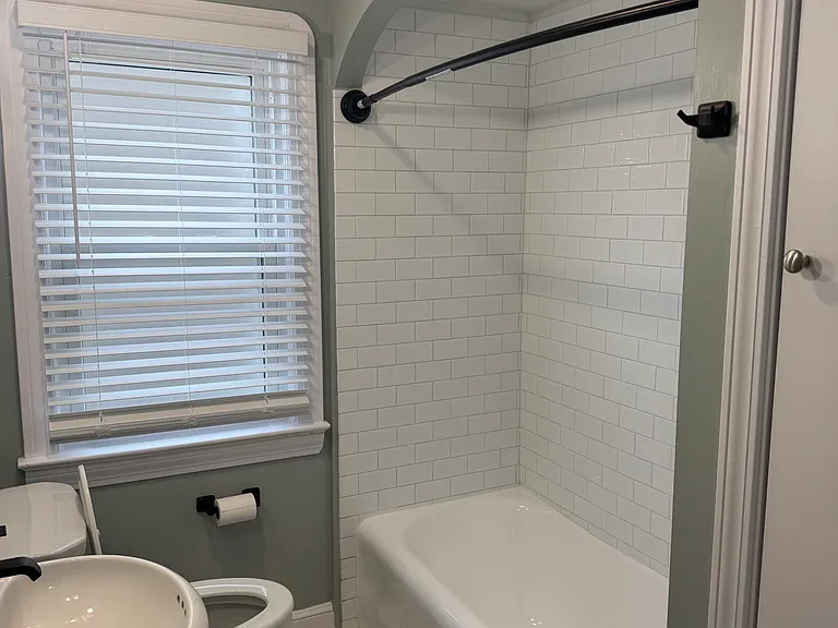 2258 Northland Ave #UP — Photo 18