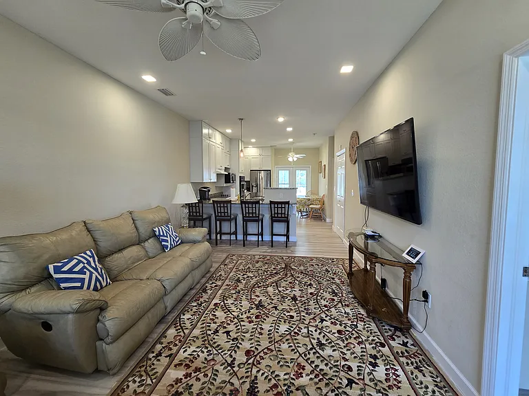 23328 Abrade Ave — Photo 5