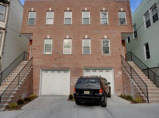 66 Beach St #1F, Jersey City, NJ 07307