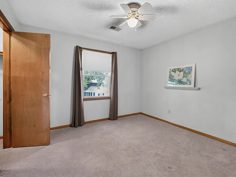 14510 S Kaw Dr — Photo 31