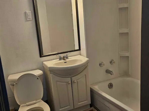 (undisclosed Address), Brownstown, IL 62418