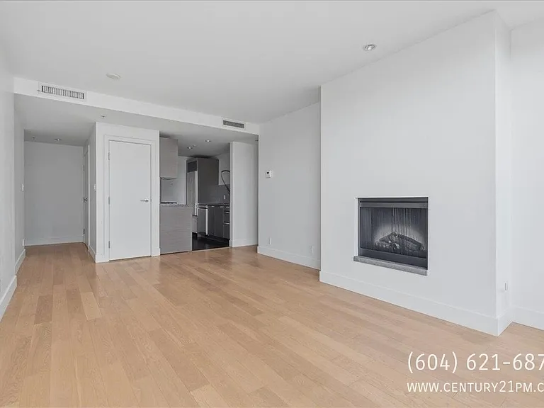 1111 Alberni St #2206 — Photo 9