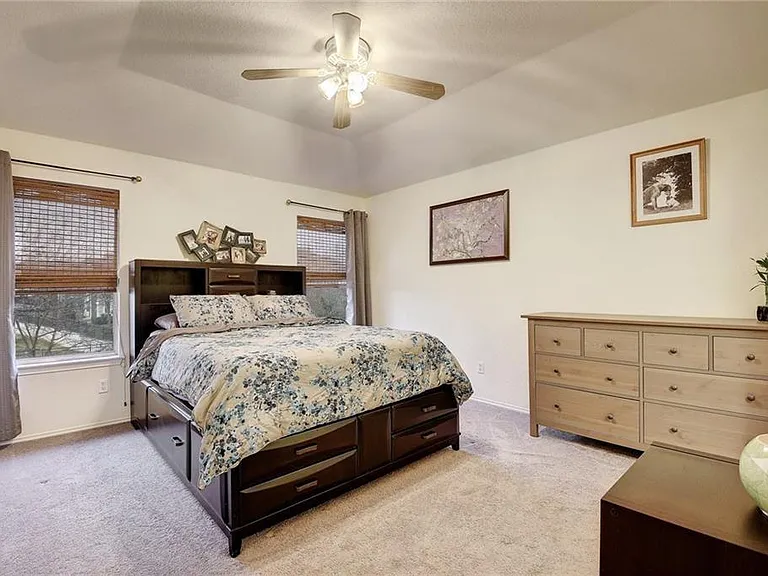 9112 Swanson Ln — Photo 12