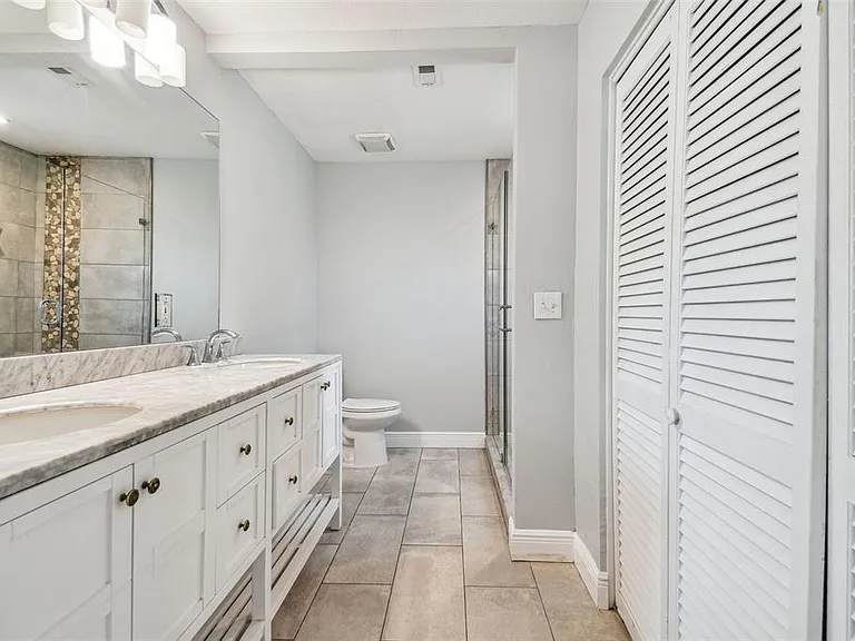 1302 Brandonwood Dr — Photo 29
