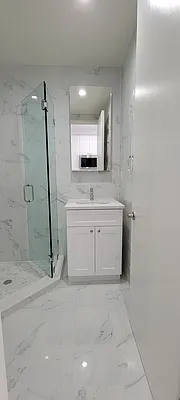 Rented by Plaza Real Estate Group | media 29
