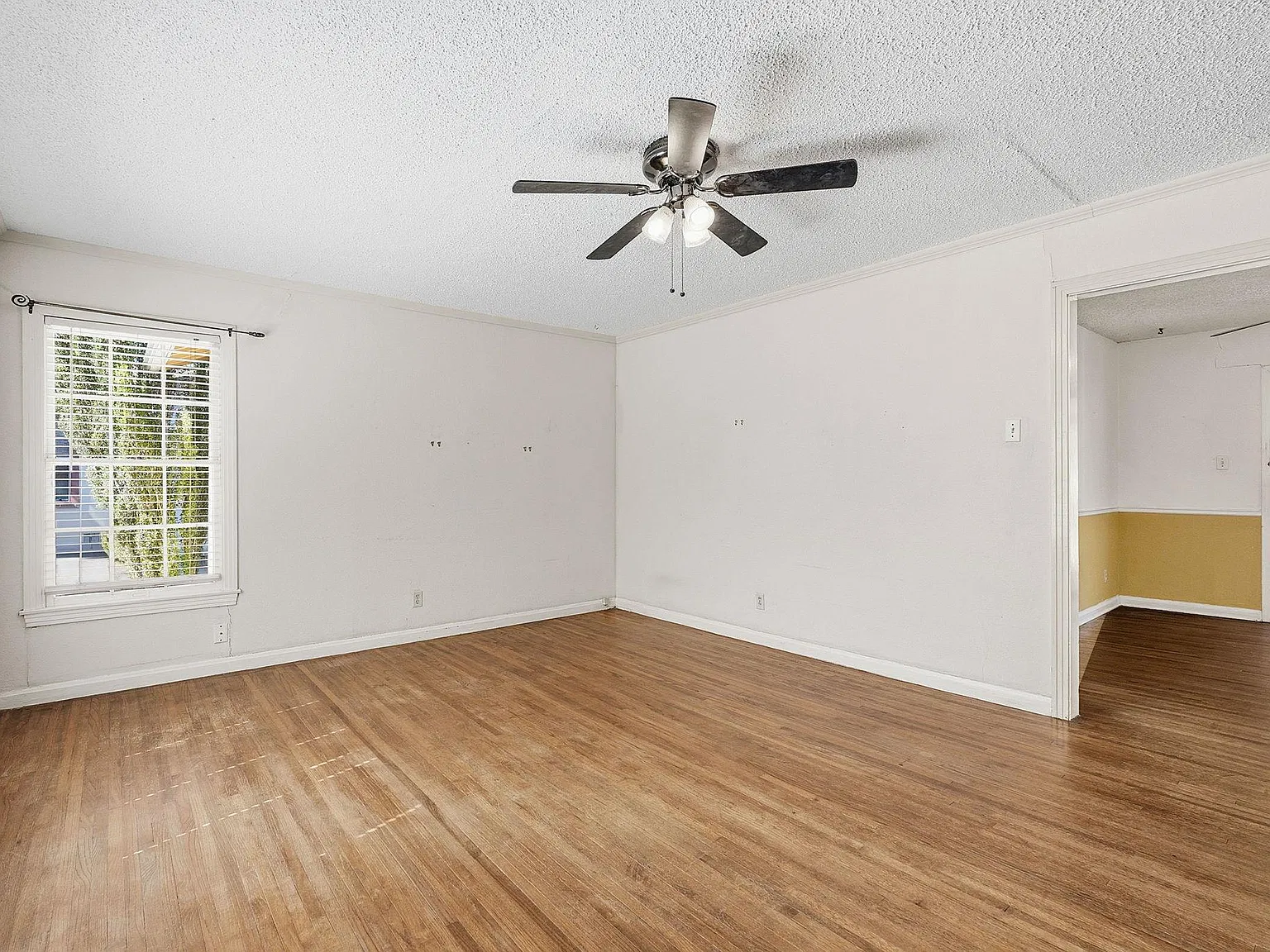2 bed, 1.0 bath, 952 sqft, $2,450 — Photo 4