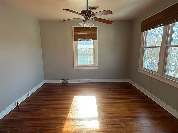 3rd image of 136 N Murat St